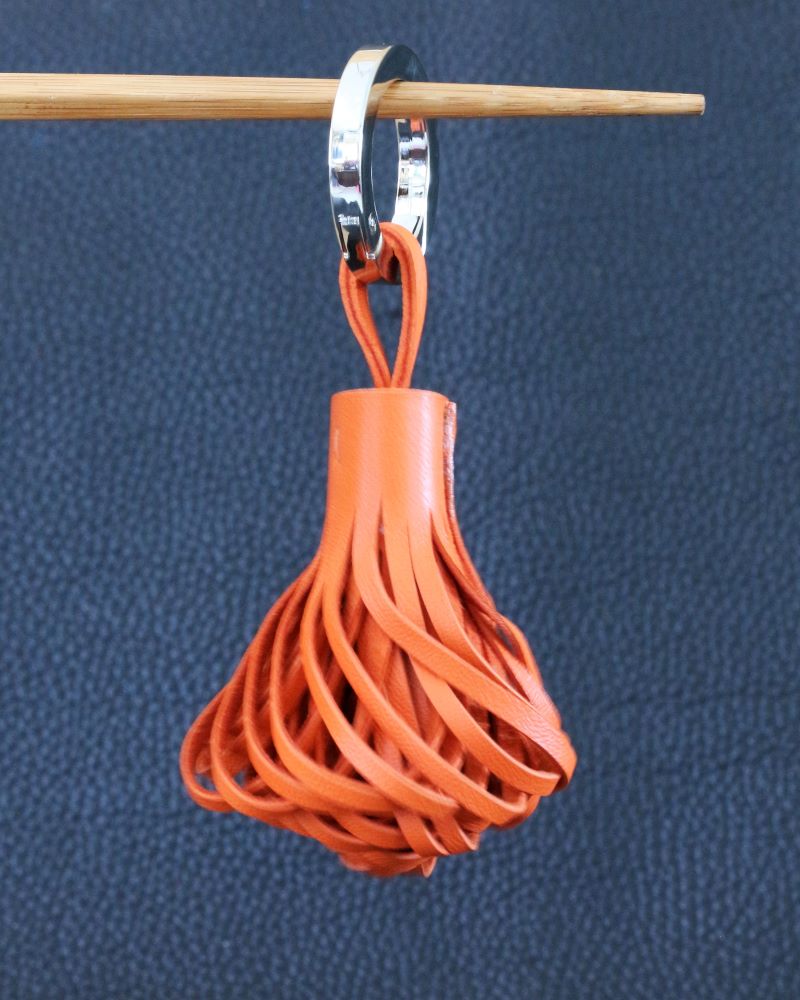 Porte clef pompon long - Ofilducuir