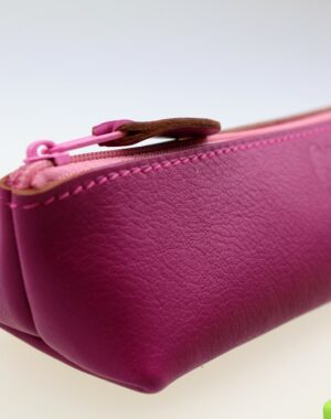 Trousse stylos maquillage cuir maroquinerie Lyon fuchsia