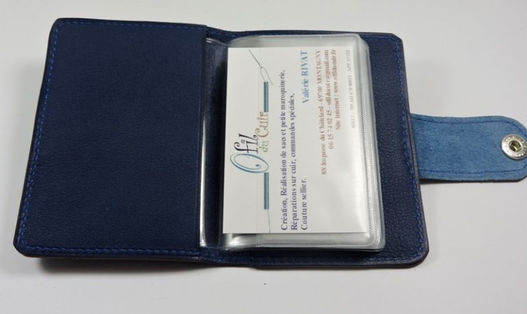 Porte carte fidélités bancaire visites maroquinerie Lyon cuir bleu marine accessoire