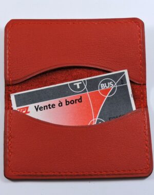 porte ticket cuir metro bus paris lyon maroquinerie rouge accessoire