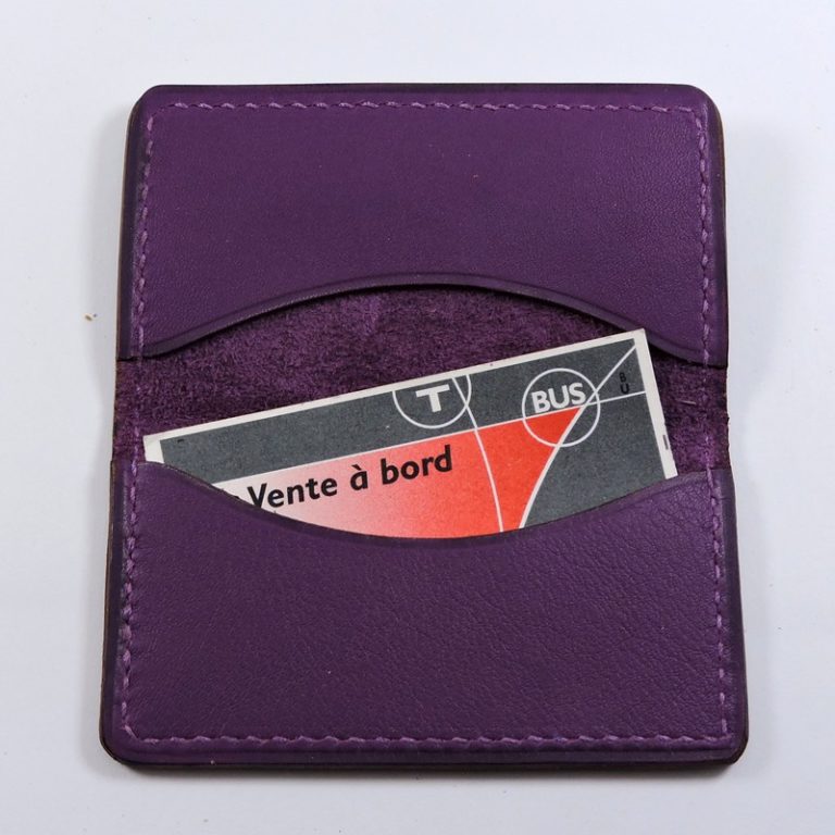 porte ticket cuir metro bus paris lyon maroquinerie violet accessoire