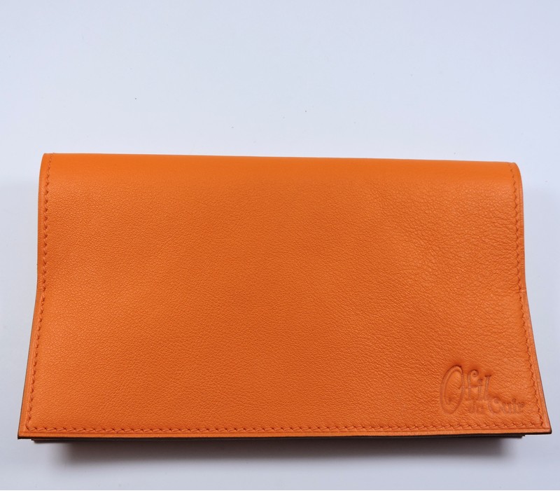 Protège chéquier cuir accessoire maroquinerie Lyon cuir orange