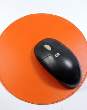 tapis souris ordinateur bureau cuir maroquinerie Lyon orange