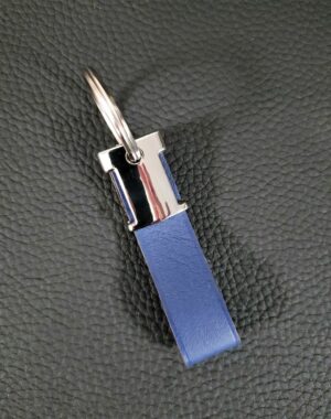 Porte clés en cuir bleu accessoire de maroquinerie haute gamme Lyon Ofilducuir